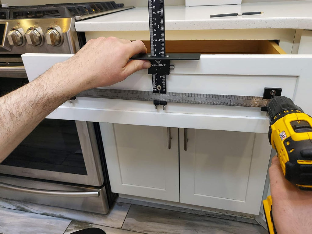 Adjustable Cabinet Hardware Jig Drill Guide Q69950