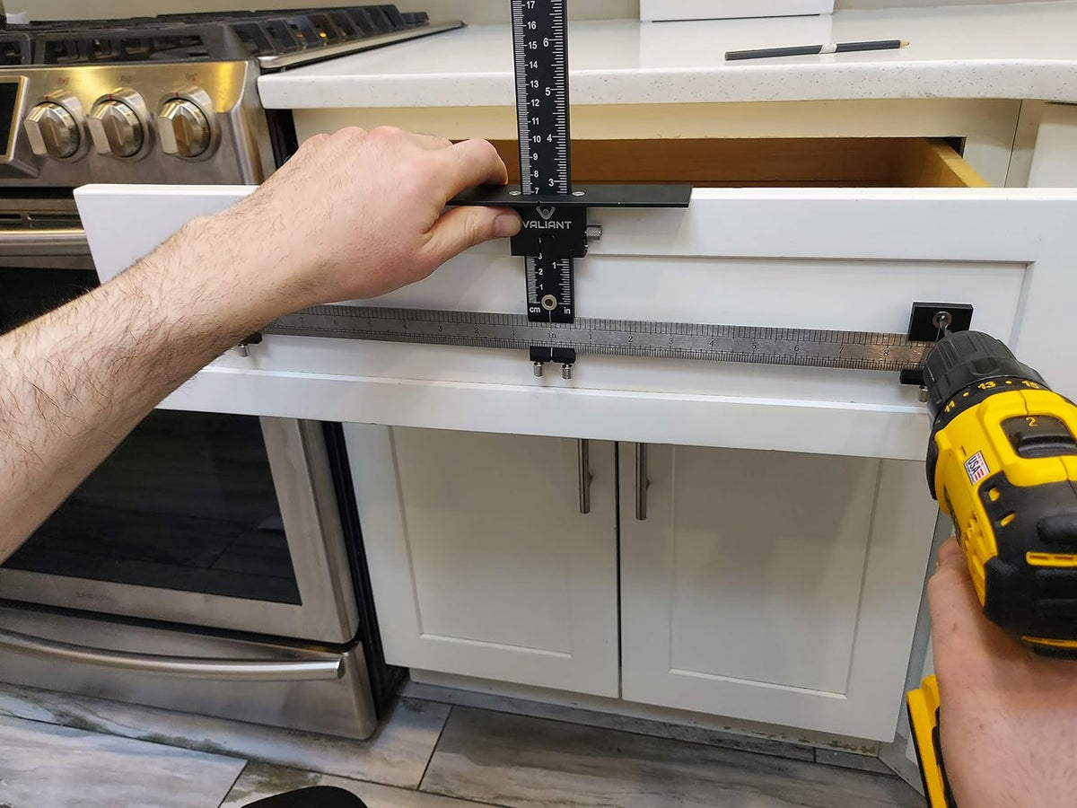 Adjustable Cabinet Hardware Jig Drill Guide Q69950