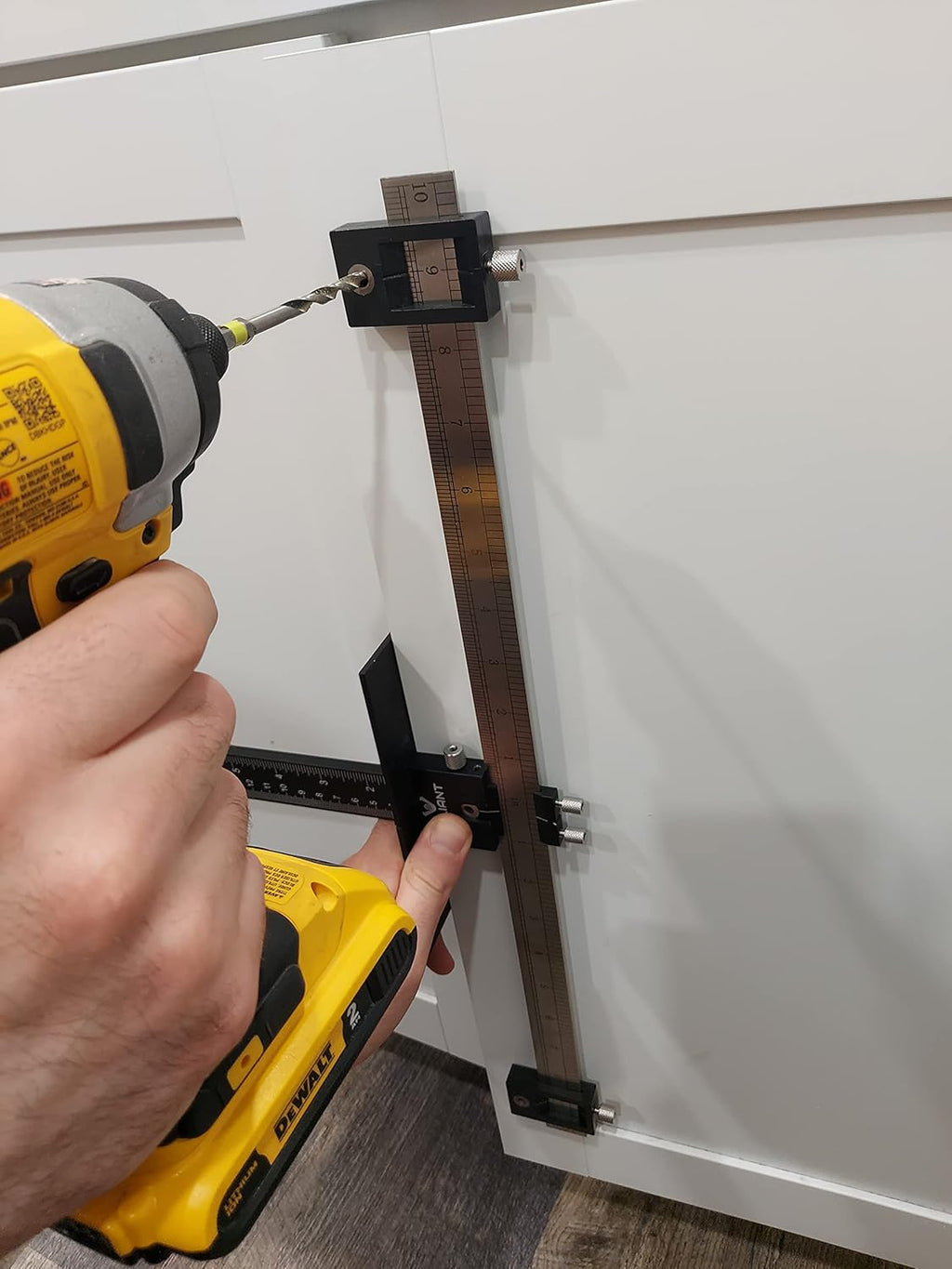 Adjustable Cabinet Hardware Jig Drill Guide Q69950
