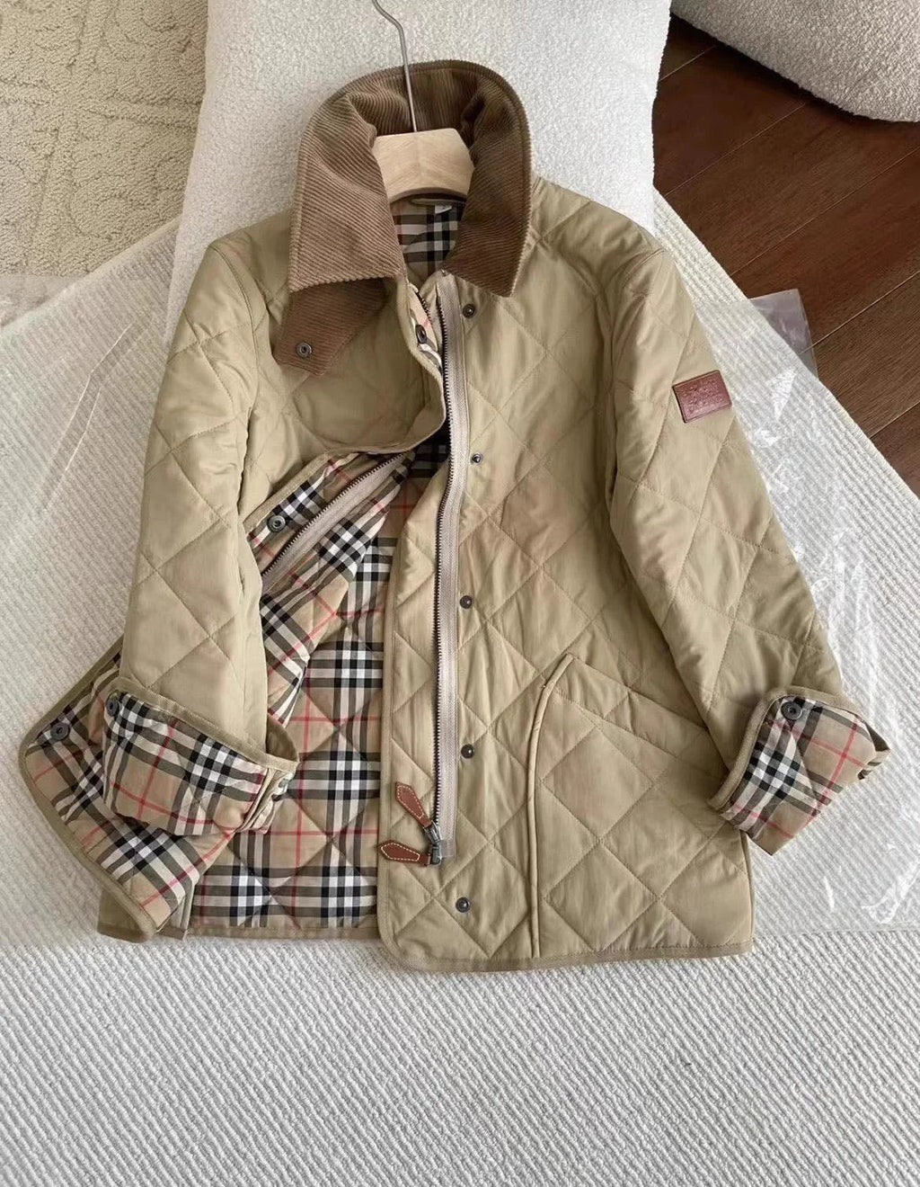 Corduroy Collar Diamond Quilted Barn Jacket N7737