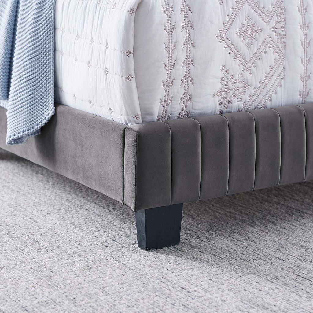King Size Grey Velvet Tufted Platform Bed Frame E9079