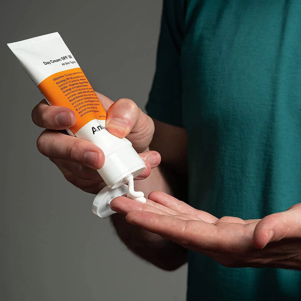 Day Cream SPF 30 and Algae Facial Cleanser E556