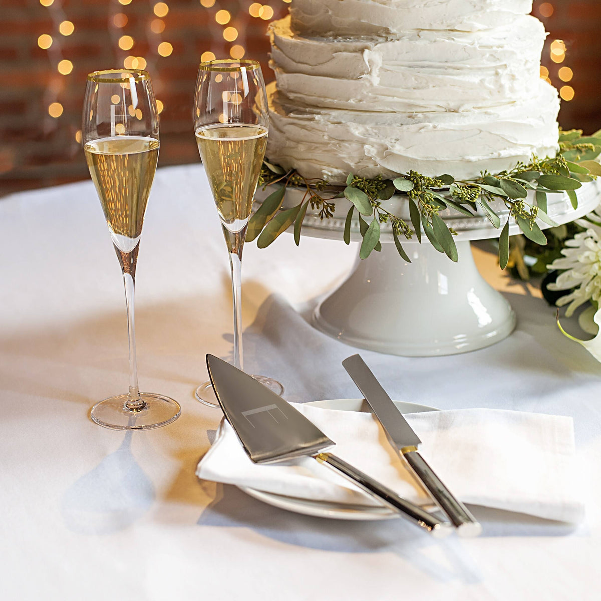 Gold Champagne Flutes and Cake Serving Set P2161