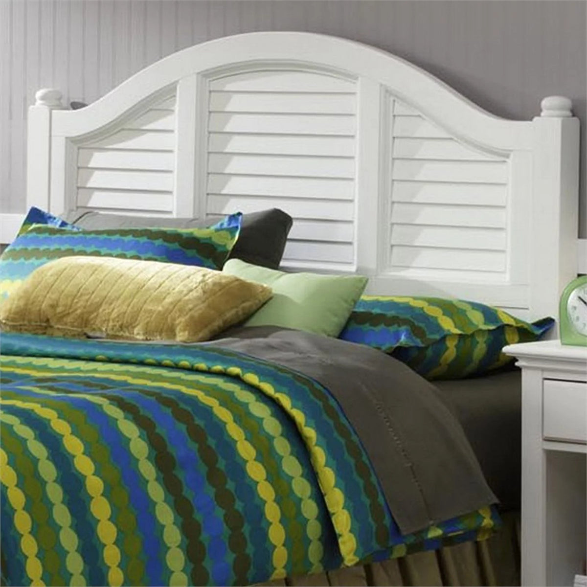 Queen Headboard in Off White Q640457