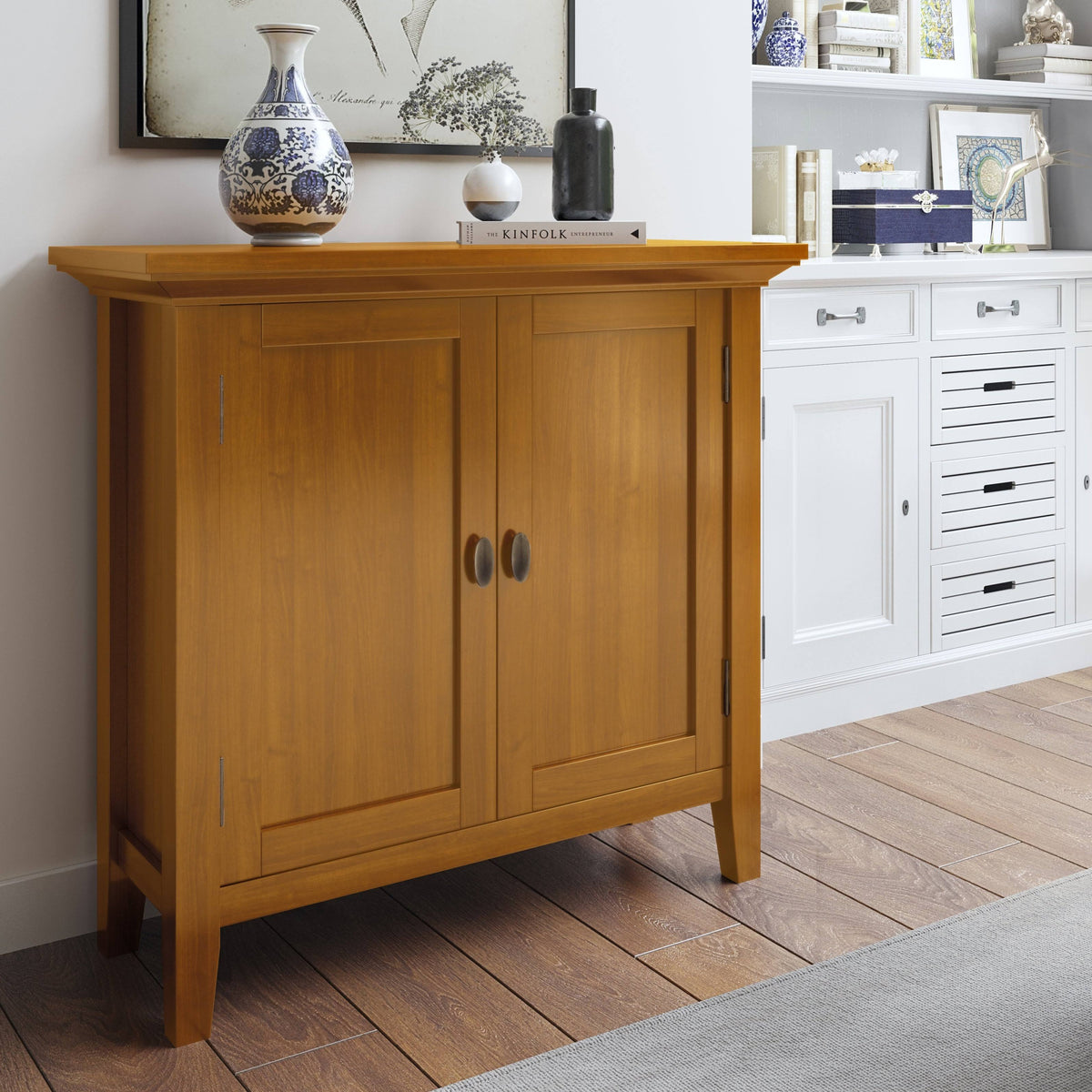 Solid Wood Low Storage Cabinet Light Golden Brown Z17478