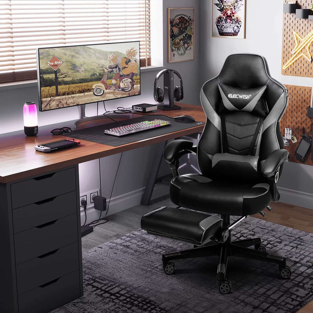 Gray Gaming Chair with Footrest P254068
