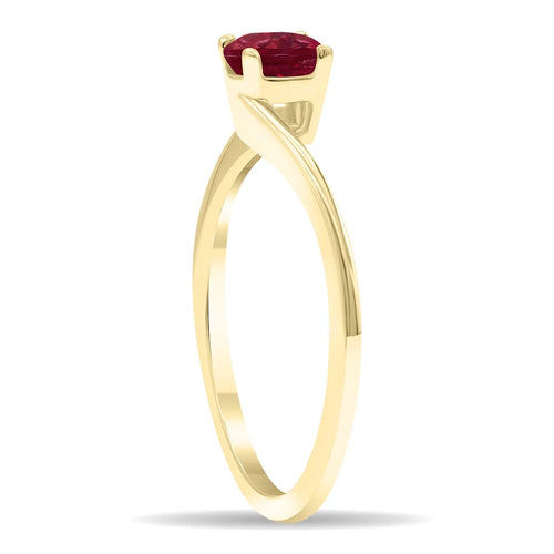 10K Yellow Gold Ruby Ring Y440