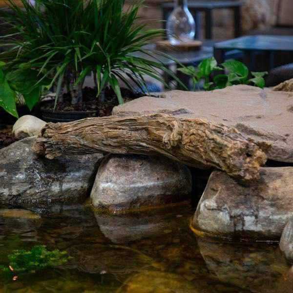 Faux Driftwood D80740